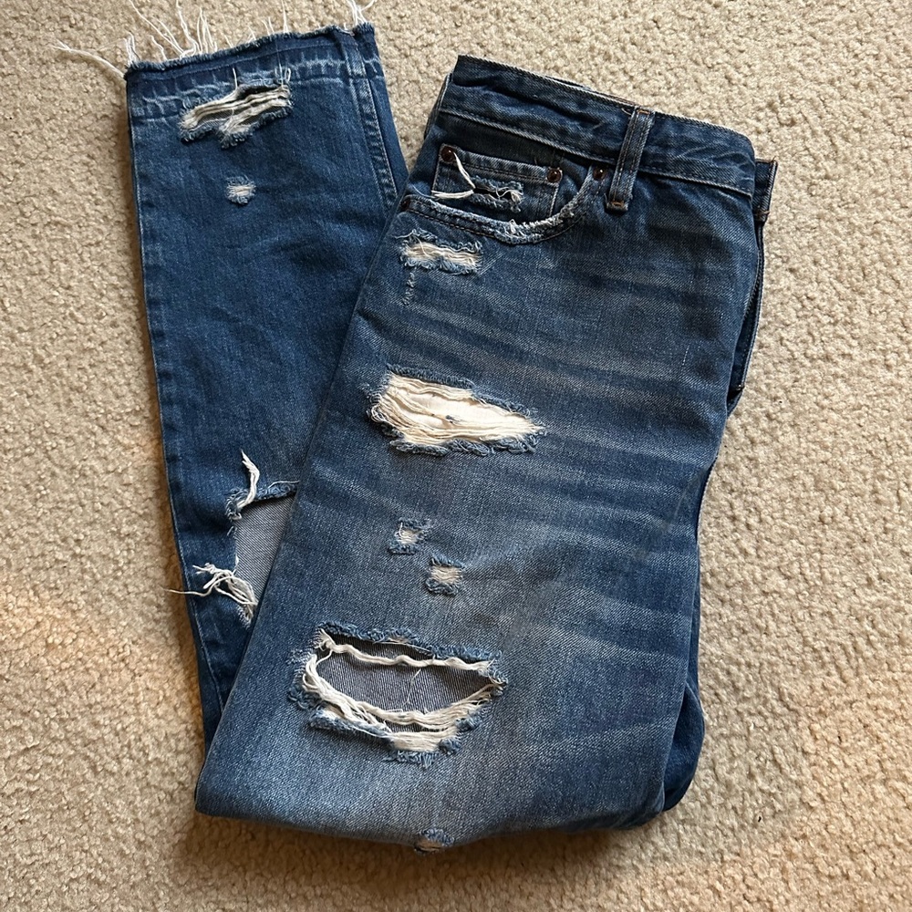 Abercrombie & Fitch Annie High Rise Girlfriend Jeans